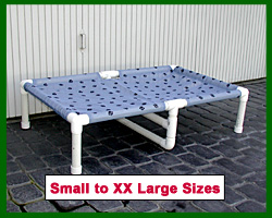 XX-Large Forest Green w/White Paws Lounger - Click Image to Close